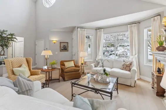 1 5110 Alderfeild Place, West Vancouver For Sale - image 5