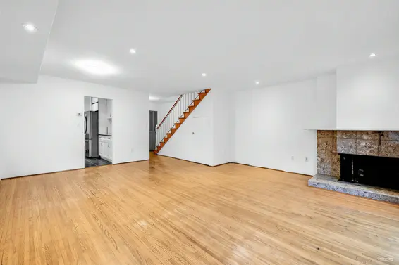 1109 235 Keith Road, West Vancouver For Sale - image 12