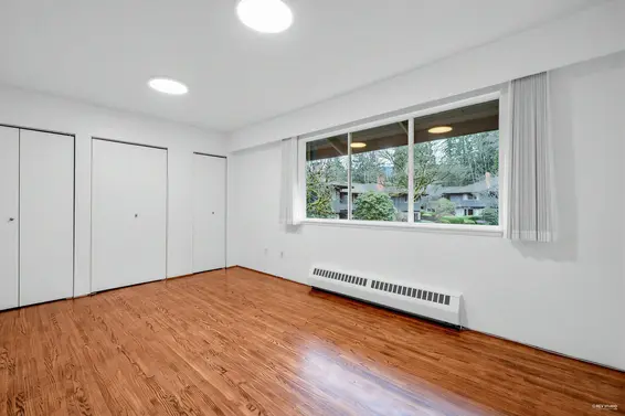 1109 235 Keith Road, West Vancouver For Sale - image 23