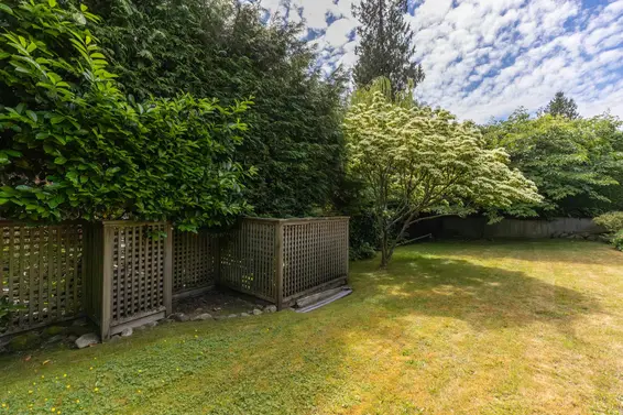 2370 Queens Avenue, West Vancouver For Sale - image 35