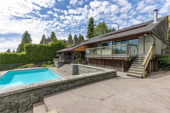 2370 Queens Avenue, West Vancouver For Sale - image 38