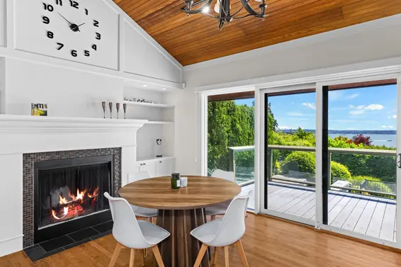 2370 Queens Avenue, West Vancouver For Sale - image 7
