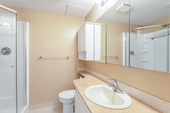 581 Ellis Street, North Vancouver For Sale - image 24