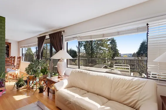 581 Ellis Street, North Vancouver For Sale - image 5