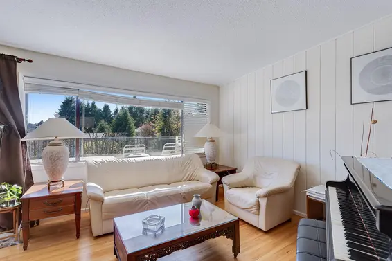 581 Ellis Street, North Vancouver For Sale - image 6