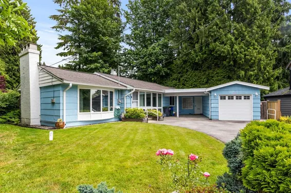900 Glenora Avenue, North Vancouver