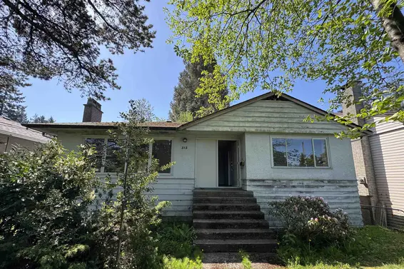 515 West 24th Street, North Vancouver