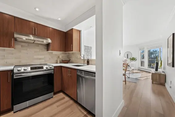 207 235 West 4th Street, North Vancouver For Sale - image 14