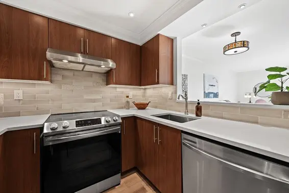 207 235 West 4th Street, North Vancouver For Sale - image 15