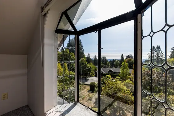 350 East Windsor Road, North Vancouver For Sale - image 24