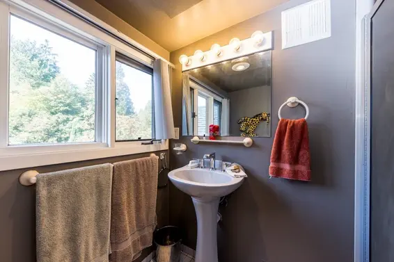 350 East Windsor Road, North Vancouver For Sale - image 25