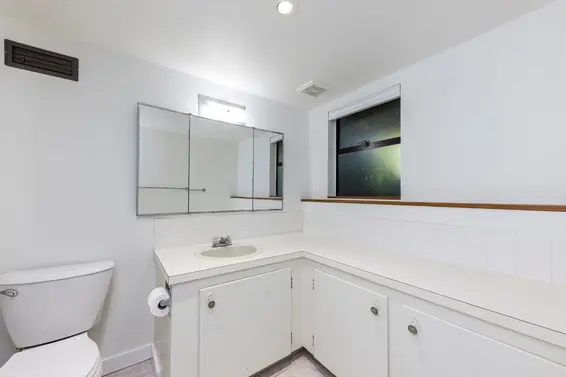 350 East Windsor Road, North Vancouver For Sale - image 29
