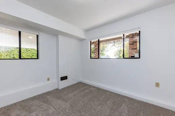 350 East Windsor Road, North Vancouver For Sale - image 31