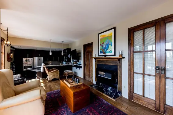350 East Windsor Road, North Vancouver For Sale - image 7
