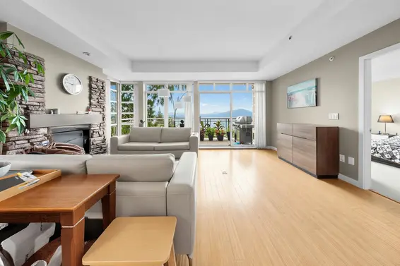 8725 Seascape Drive, West Vancouver For Sale - image 12