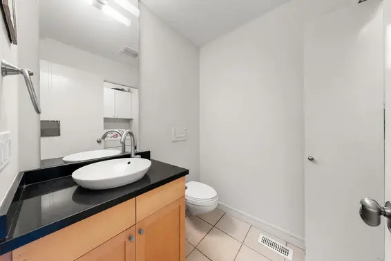 8725 Seascape Drive, West Vancouver For Sale - image 19
