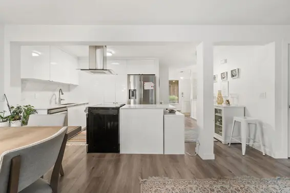 23 2133 St. Georges Avenue, North Vancouver For Sale - image 4