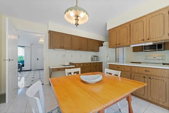 1373 Camwell Drive, West Vancouver For Sale - image 16