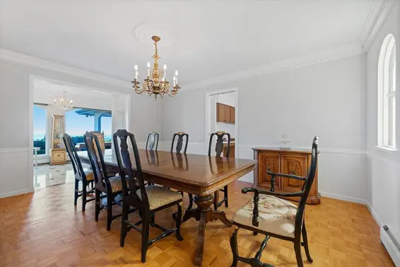 1373 Camwell Drive, West Vancouver For Sale - image 19