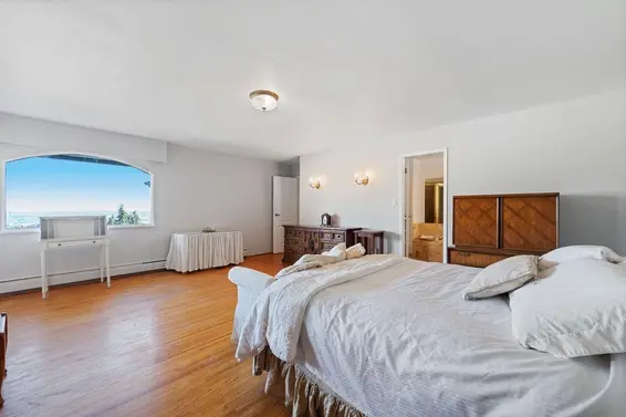 1373 Camwell Drive, West Vancouver For Sale - image 23