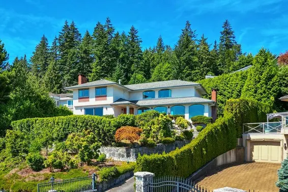 1373 Camwell Drive, West Vancouver For Sale - image 3
