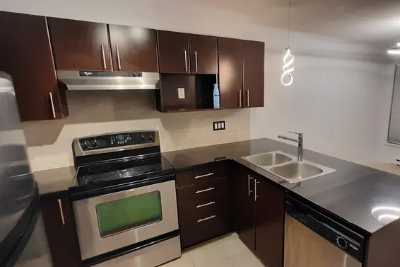 327 1633 Mackay Avenue, North Vancouver For Sale - image 3