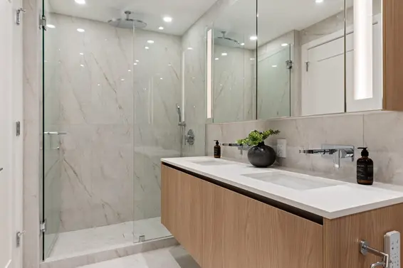 1704 135 East 13th Street, North Vancouver For Sale - image 20