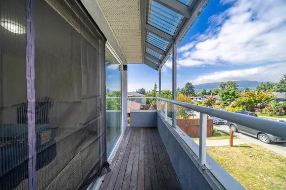 215 West 18th Street, North Vancouver For Sale - image 17