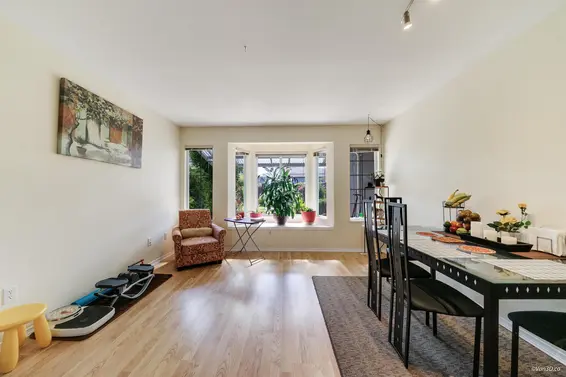 215 West 18th Street, North Vancouver For Sale - image 5