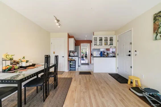 215 West 18th Street, North Vancouver For Sale - image 7