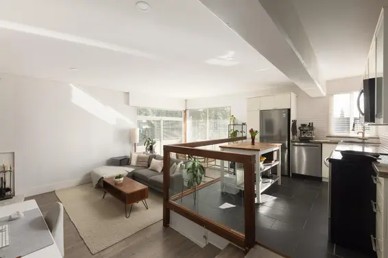 306 341 Mahon Avenue, North Vancouver