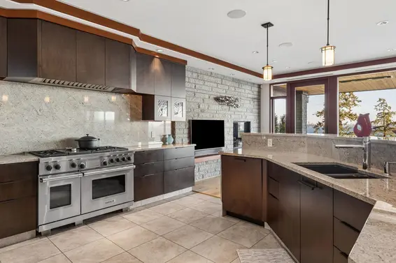 3673 Sunset Lane, West Vancouver For Sale - image 10