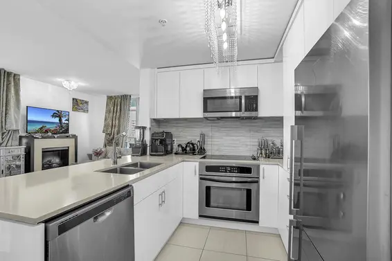 802 158 West 13th Street, North Vancouver For Sale - image 16