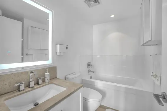 802 158 West 13th Street, North Vancouver For Sale - image 24