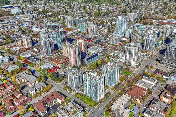 802 158 West 13th Street, North Vancouver For Sale - image 4