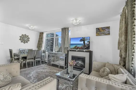 802 158 West 13th Street, North Vancouver For Sale - image 9