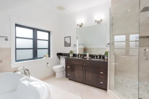 1134 Montroyal Boulevard, North Vancouver For Sale - image 21