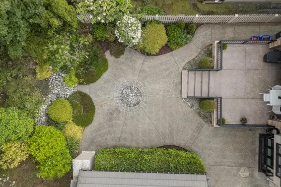 1134 Montroyal Boulevard, North Vancouver For Sale - image 33