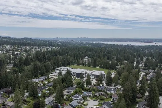 1134 Montroyal Boulevard, North Vancouver For Sale - image 35