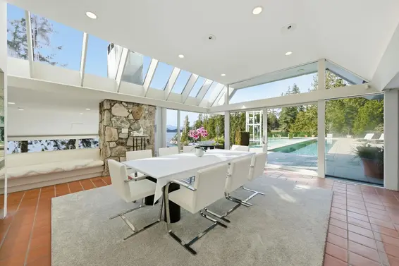 5210 Marine Drive, West Vancouver For Sale - image 14