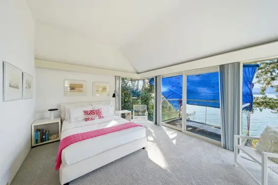 5210 Marine Drive, West Vancouver For Sale - image 17