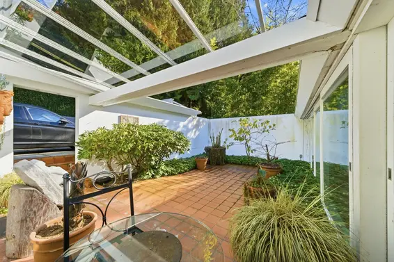 5210 Marine Drive, West Vancouver For Sale - image 19