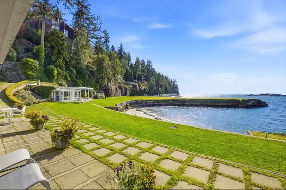 5210 Marine Drive, West Vancouver For Sale - image 27