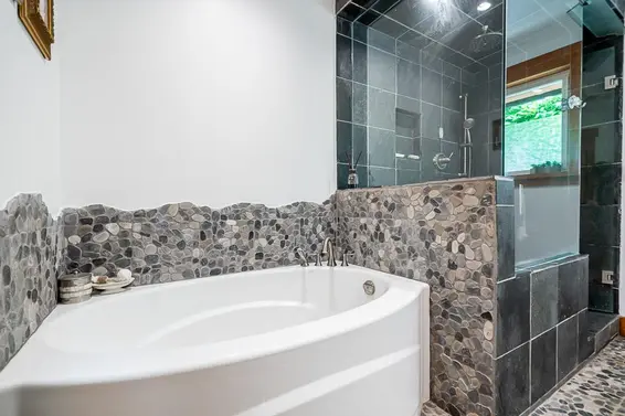 1381 East 18th Street, North Vancouver For Sale - image 18