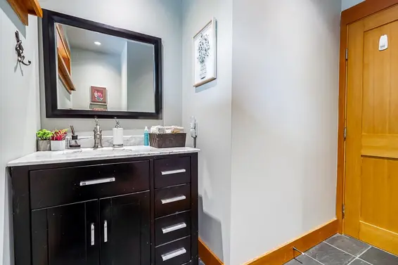 1381 East 18th Street, North Vancouver For Sale - image 19