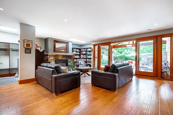 1381 East 18th Street, North Vancouver For Sale - image 3