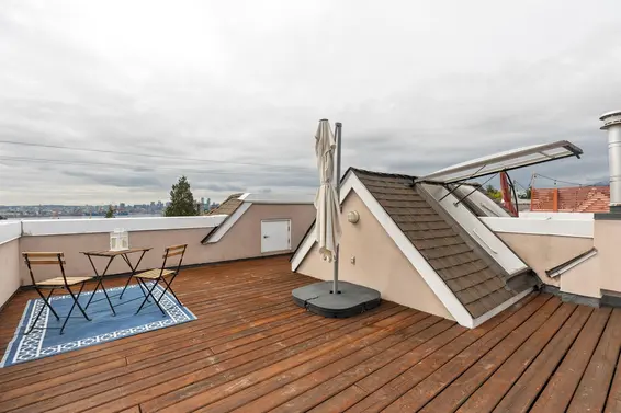 112 225 East 6th Street, North Vancouver For Sale - image 2