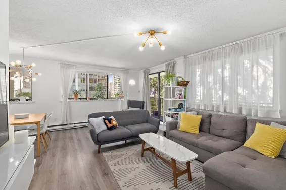 201 150 East 15th Street, North Vancouver