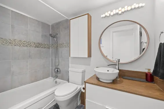 201 150 East 15th Street, North Vancouver For Sale - image 21
