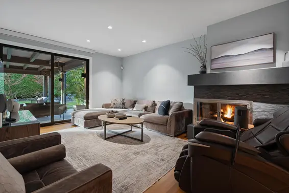 5361 Brookside Avenue, West Vancouver For Sale - image 34